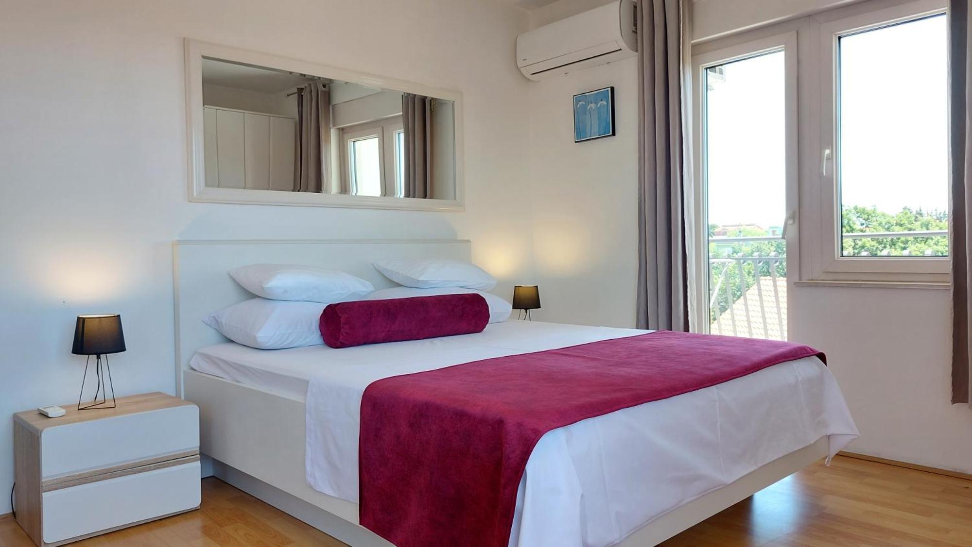 Sea Side Apartments Vodice Exterior photo