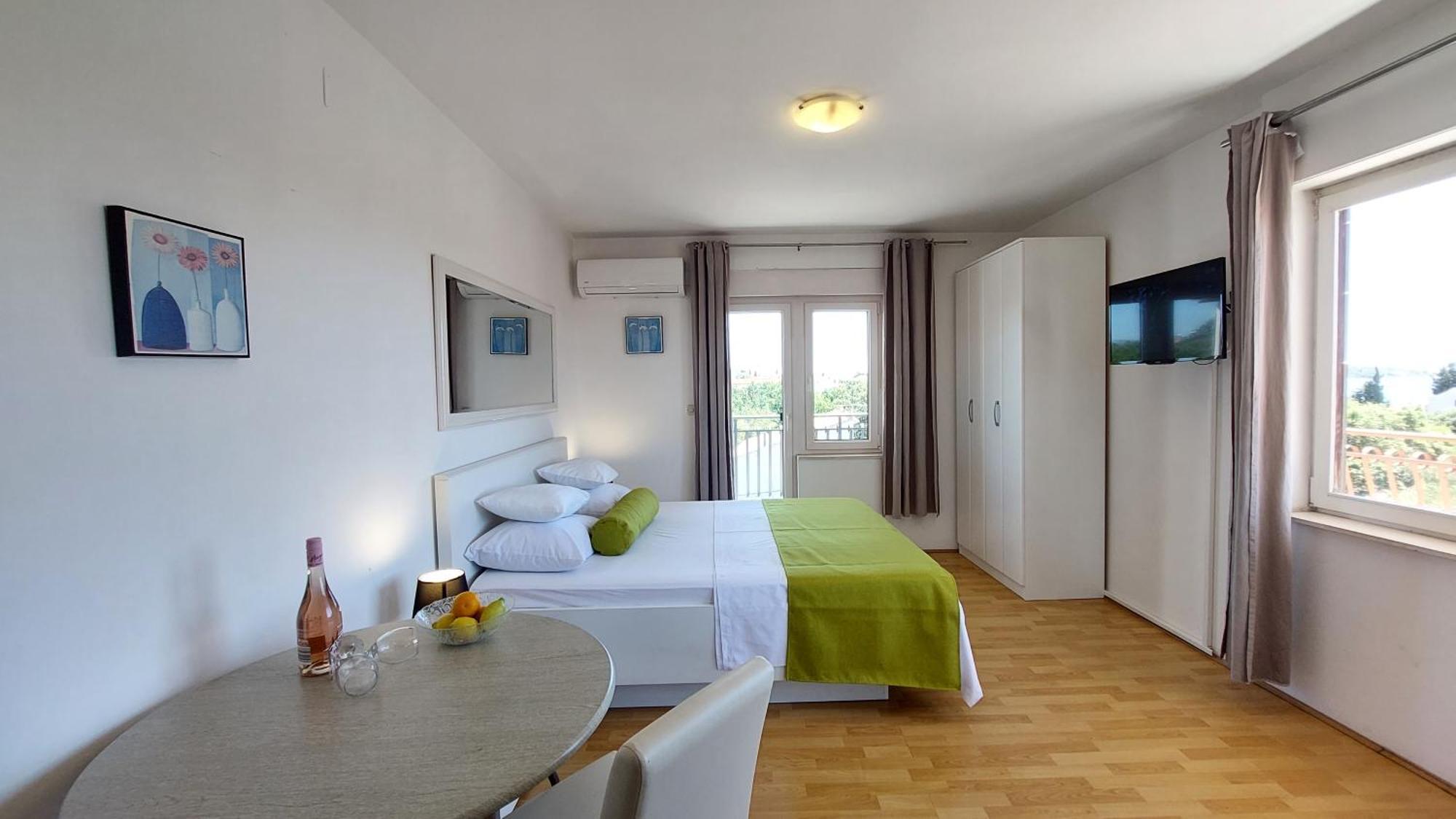 Sea Side Apartments Vodice Exterior photo