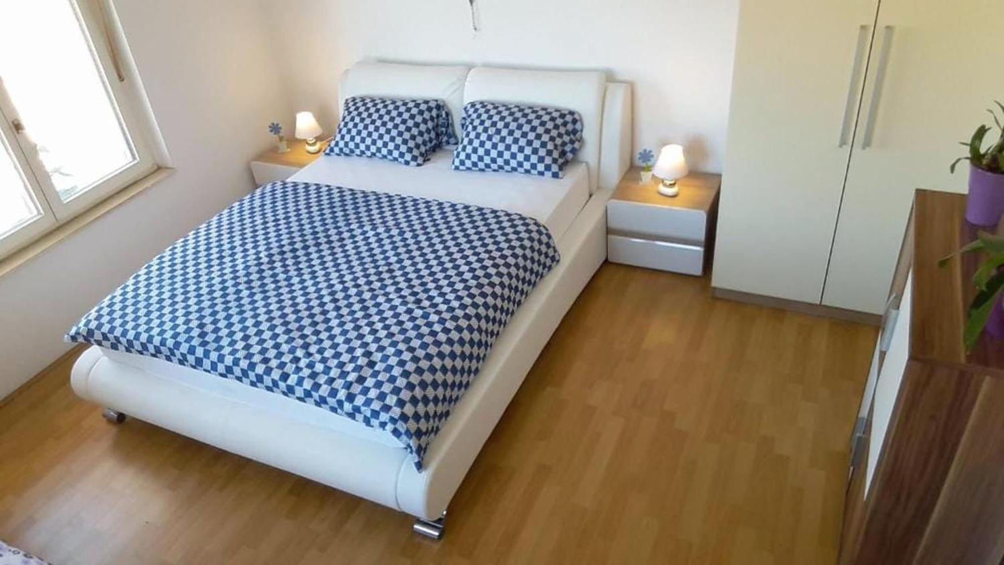 Sea Side Apartments Vodice Room photo